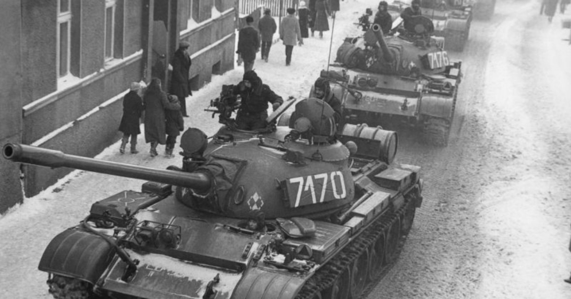 Czołgi T-55 podczas stanu wojennego w Zbąszyniu