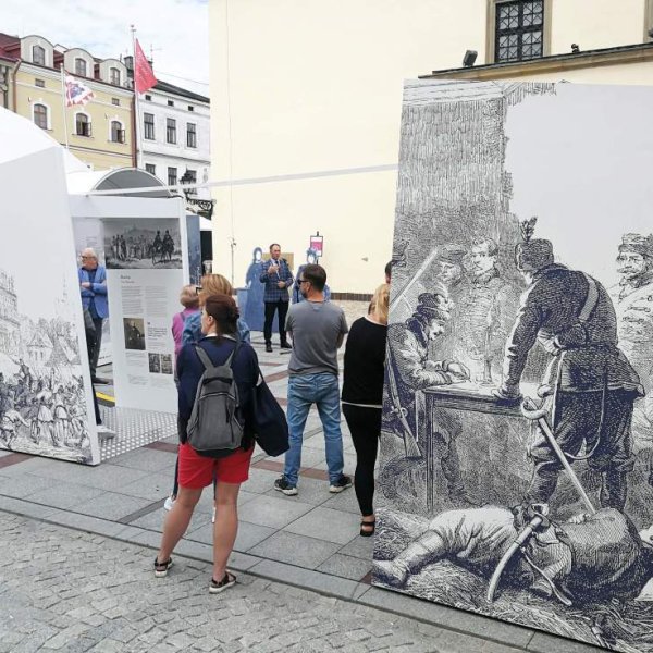 Wernisaż wystawy „Powstali 1863-64" w Tarnowie